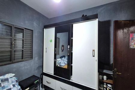 Casa à venda com 250m², 5 quartos e 2 vagasQuarto 2 