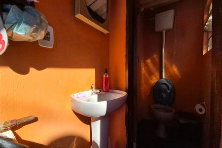 Casa à venda com 250m², 5 quartos e 2 vagasBanheiro de Serviço 