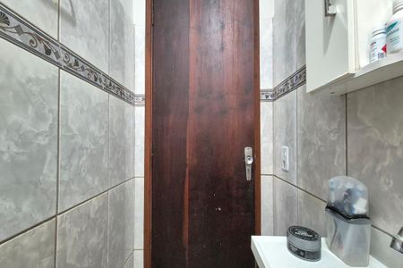 Casa à venda com 250m², 5 quartos e 2 vagasBanheiro