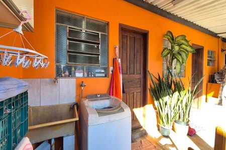 Casa à venda com 250m², 5 quartos e 2 vagasÁrea de Serviço