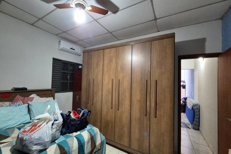 Casa à venda com 250m², 5 quartos e 2 vagasQuarto 1 