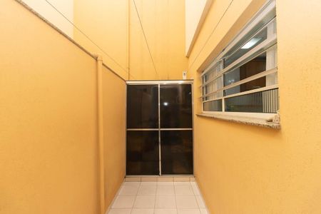 Casa de condomínio à venda com 153m², 2 quartos e 3 vagas Casa de condomínio à venda com 153m², 2 quartos e 3 vagasÁrea de Serviço