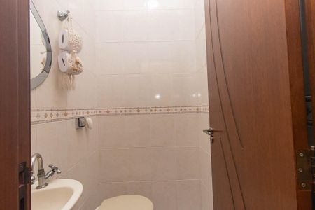 Casa de condomínio à venda com 153m², 2 quartos e 3 vagas Casa de condomínio à venda com 153m², 2 quartos e 3 vagasLavabo