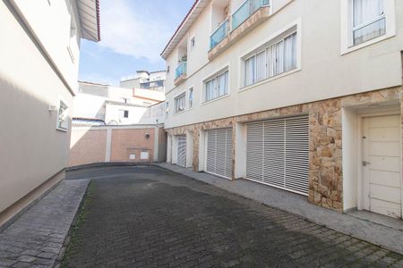 Casa de condomínio à venda com 153m², 2 quartos e 3 vagas Casa de condomínio à venda com 153m², 2 quartos e 3 vagasFachada