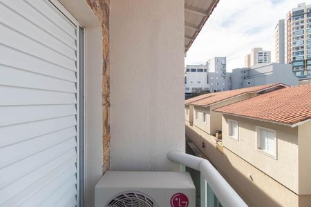 Casa de condomínio à venda com 153m², 2 quartos e 3 vagas Casa de condomínio à venda com 153m², 2 quartos e 3 vagasSacada da Suíte