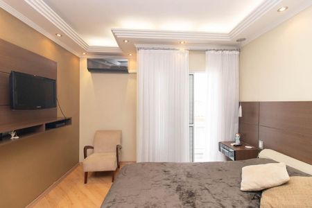 Casa de condomínio à venda com 153m², 2 quartos e 3 vagas Casa de condomínio à venda com 153m², 2 quartos e 3 vagasQuarto Suíte