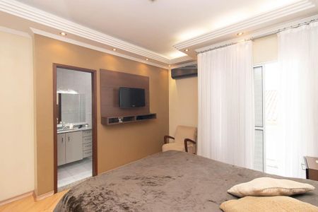 Casa de condomínio à venda com 153m², 2 quartos e 3 vagas Casa de condomínio à venda com 153m², 2 quartos e 3 vagasQuarto Suíte