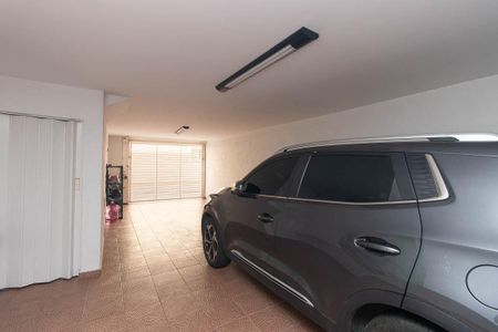 Casa de condomínio à venda com 153m², 2 quartos e 3 vagas Casa de condomínio à venda com 153m², 2 quartos e 3 vagasGaragem