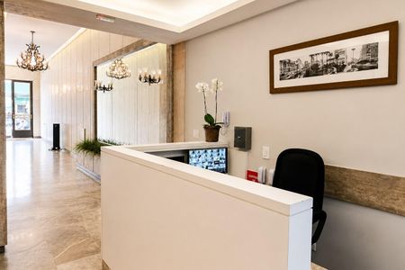 Apartamento à venda com 136m², 2 quartos e sem vaga Apartamento à venda com 136m², 2 quartos e sem vagaHall Social
