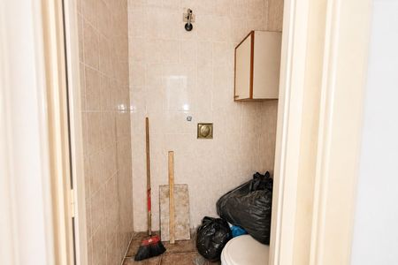 Apartamento à venda com 136m², 2 quartos e sem vaga Apartamento à venda com 136m², 2 quartos e sem vagaÁrea de Serviço