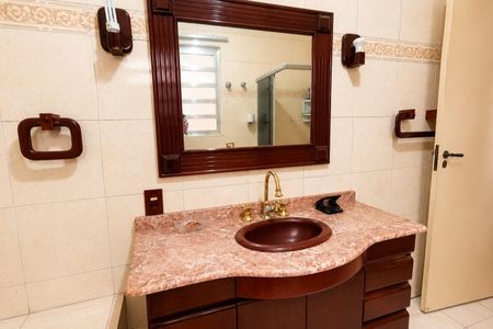 Apartamento à venda com 136m², 2 quartos e sem vaga Apartamento à venda com 136m², 2 quartos e sem vagaBanheiro