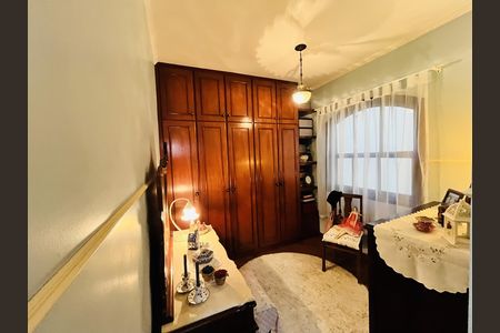 Quarto de casa à venda com 4 quartos, 299m² em Jardim Palermo, São Bernardo do Campo