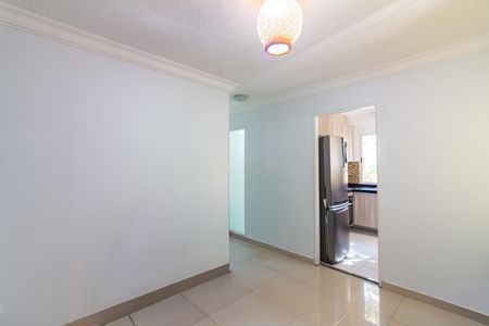 Apartamento à venda com 46m², 2 quartos e 1 vaga Apartamento à venda com 46m², 2 quartos e 1 vagaSala