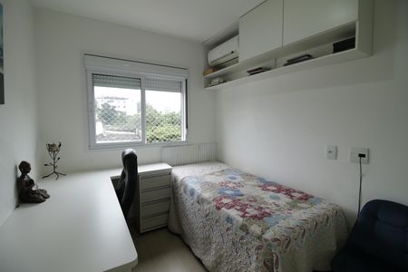 Quarto 1 de apartamento para alugar com 2 quartos, 52m² em Pechincha, Rio de Janeiro
