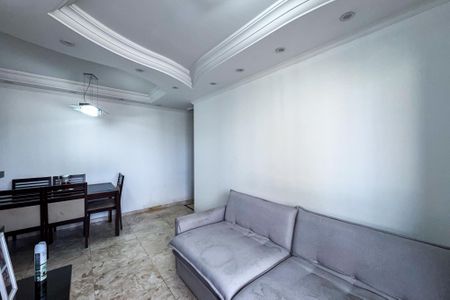 Sala de apartamento para alugar com 3 quartos, 64m² em Vila Bertioga, São Paulo