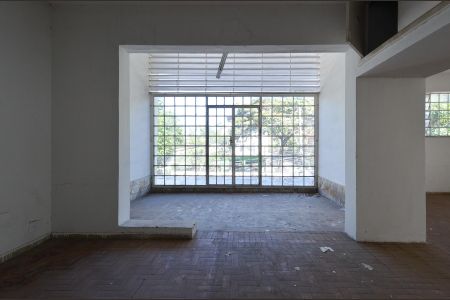 Casa à venda com 481m², 4 quartos e 2 vagasSala 2 Piso
