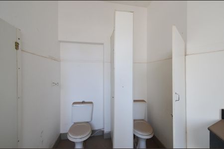 Casa à venda com 481m², 4 quartos e 2 vagasBanheiro