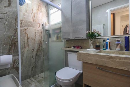 Apartamento à venda com 127m², 3 quartos e 2 vagasBanheiro da Suíte