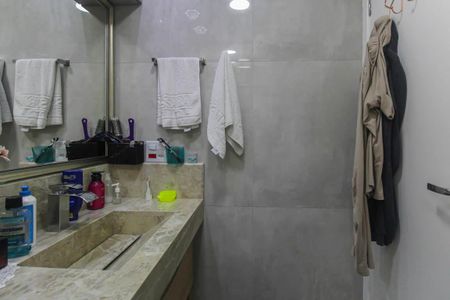 Apartamento à venda com 127m², 3 quartos e 2 vagasBanheiro da Suíte