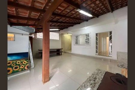Casa para alugar com 4 quartos, 160m² em Barreiros, São José