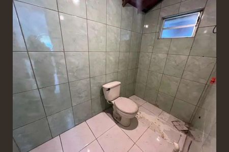 Casa para alugar com 160m², 4 quartos e 2 vagas Casa para alugar com 160m², 4 quartos e 2 vagasBanheiro 1