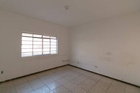 Casa para alugar com 120m², 3 quartos e 2 vagas Casa para alugar com 120m², 3 quartos e 2 vagasQuarto