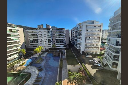 Apartamento à venda com 70m², 2 quartos e 1 vaga