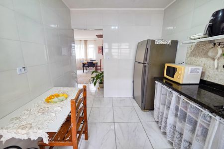 Cozinha de casa para alugar com 1 quarto, 50m² em Vila Caiçara, Praia Grande