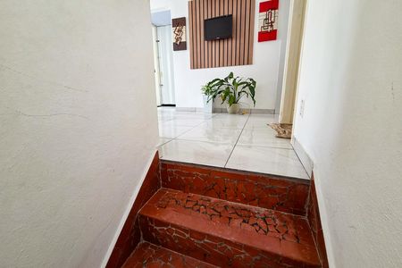 Casa para alugar com 50m², 1 quarto e 1 vagaEscada