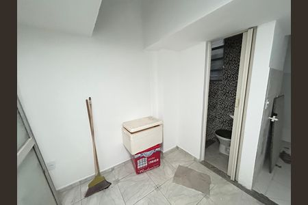 Sala de kitnet/studio para alugar com 1 quarto, 28m² em Cascadura, Rio de Janeiro