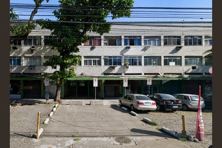 Fachada do Prédio de kitnet/studio para alugar com 1 quarto, 28m² em Cascadura, Rio de Janeiro