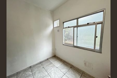 Quarto de kitnet/studio para alugar com 1 quarto, 28m² em Cascadura, Rio de Janeiro