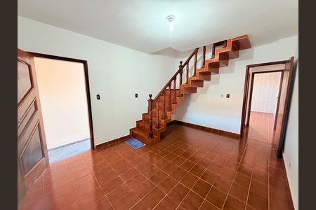 Casa para alugar com 131m², 3 quartos e 2 vagasSala 