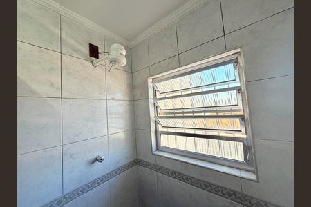 Casa para alugar com 131m², 3 quartos e 2 vagasBanheiro suíte 