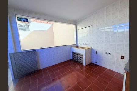 Casa para alugar com 131m², 3 quartos e 2 vagasLavanderia