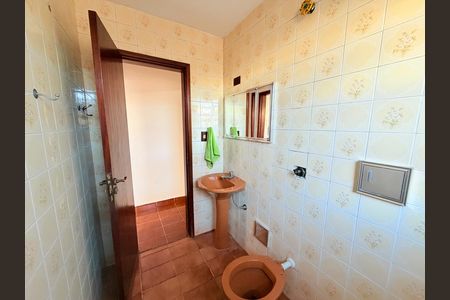 Casa para alugar com 131m², 3 quartos e 2 vagasBanheiro 2 