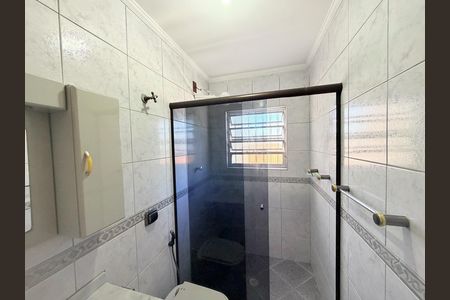 Casa para alugar com 131m², 3 quartos e 2 vagasBanheiro suíte 