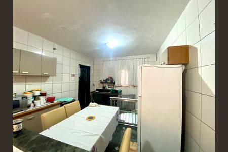 Casa para alugar com 120m², 1 quarto e 4 vagas Casa para alugar com 120m², 1 quarto e 4 vagasCozinha