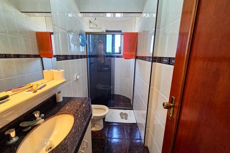 Apartamento para alugar com 112m², 2 quartos e 1 vaga Apartamento para alugar com 112m², 2 quartos e 1 vagaBanheiro da Suíte 1