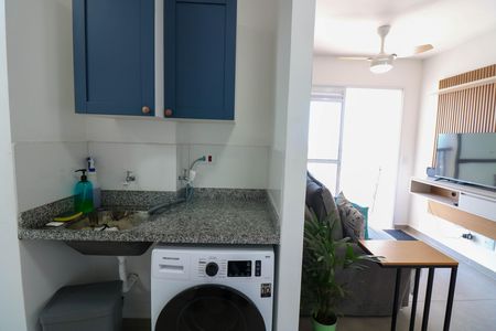 Apartamento à venda com 42m², 2 quartos e sem vaga Apartamento à venda com 42m², 2 quartos e sem vagaSala / Cozinha