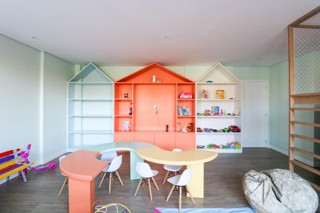 Apartamento à venda com 42m², 2 quartos e sem vaga