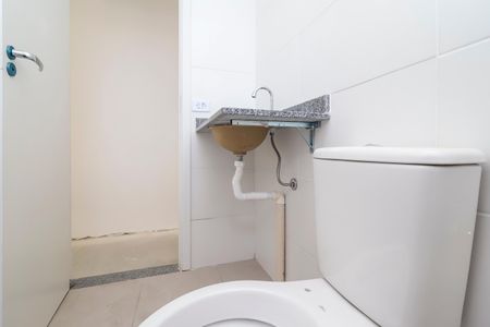 Banheiro de apartamento à venda com 2 quartos, 46m² em Parada Xv de Novembro, São Paulo