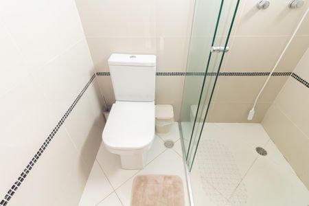 Casa de condomínio à venda com 107m², 3 quartos e 2 vagas Casa de condomínio à venda com 107m², 3 quartos e 2 vagasBanheiro da Suíte