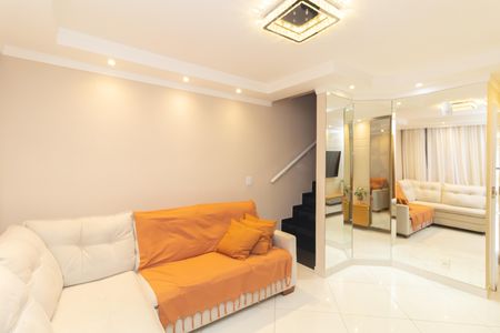 Casa de condomínio à venda com 107m², 3 quartos e 2 vagas Casa de condomínio à venda com 107m², 3 quartos e 2 vagasSala