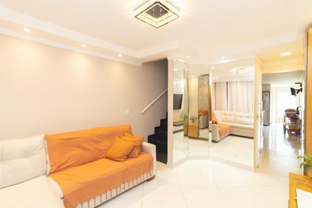Casa de condomínio à venda com 107m², 3 quartos e 2 vagas Casa de condomínio à venda com 107m², 3 quartos e 2 vagasSala