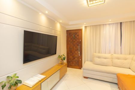 Casa de condomínio à venda com 107m², 3 quartos e 2 vagas Casa de condomínio à venda com 107m², 3 quartos e 2 vagasSala