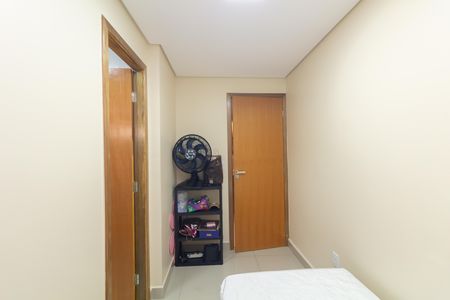 Casa de condomínio à venda com 107m², 3 quartos e 2 vagas Casa de condomínio à venda com 107m², 3 quartos e 2 vagasSuíte 2