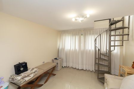 Casa de condomínio à venda com 107m², 3 quartos e 2 vagas Casa de condomínio à venda com 107m², 3 quartos e 2 vagasSala 2