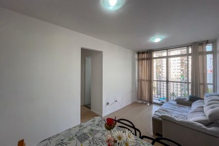 Sala de apartamento para alugar com 2 quartos, 59m² em Jardim Celeste, São Paulo