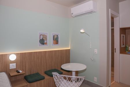 Studio à venda com 30m², 1 quarto e sem vaga Studio à venda com 30m², 1 quarto e sem vagaStudio